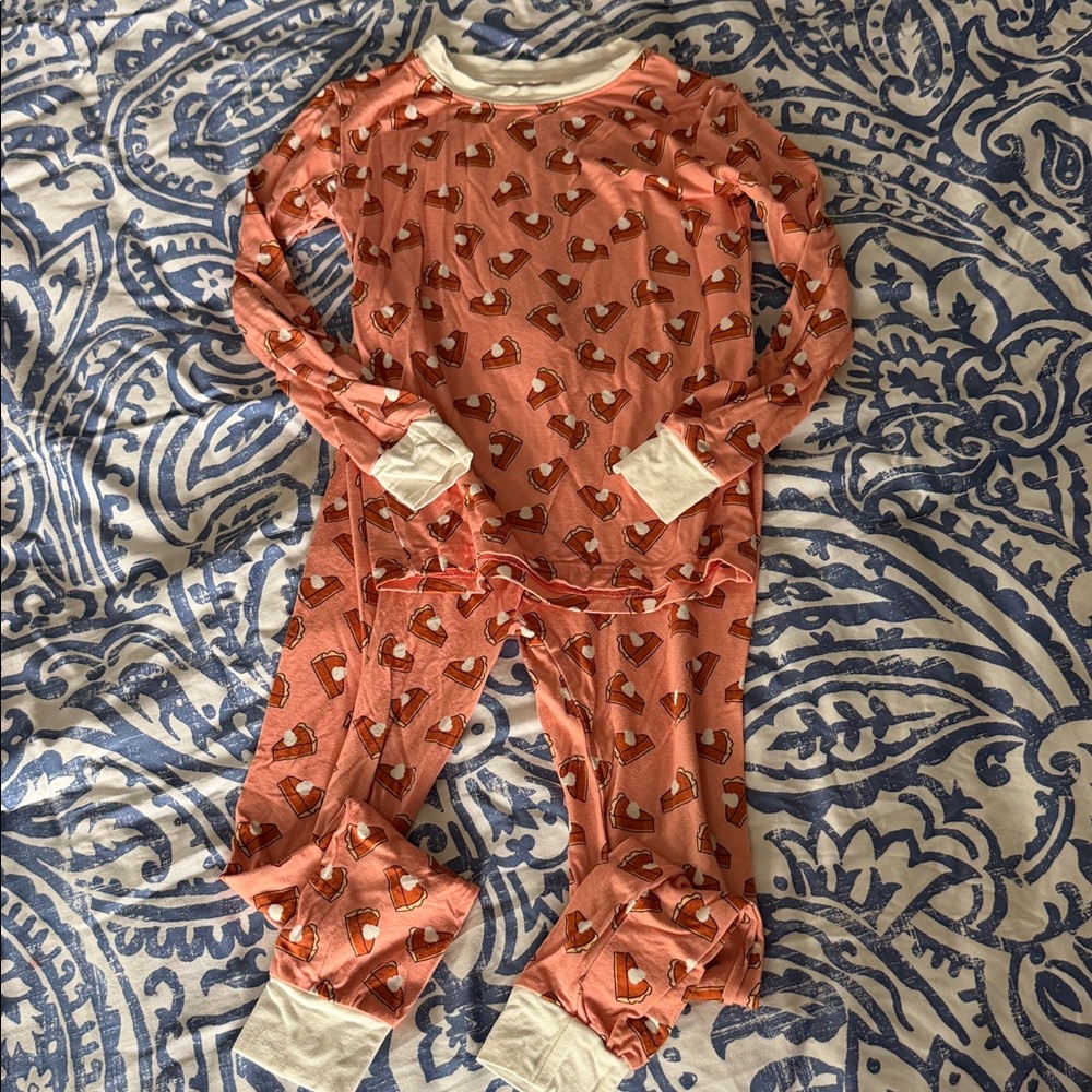 Poppy Kids Coral Pumpkin Pie Pajama Top with Cream Trim